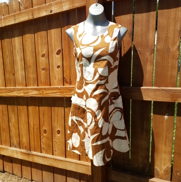 Boden - Picture 1 of 4